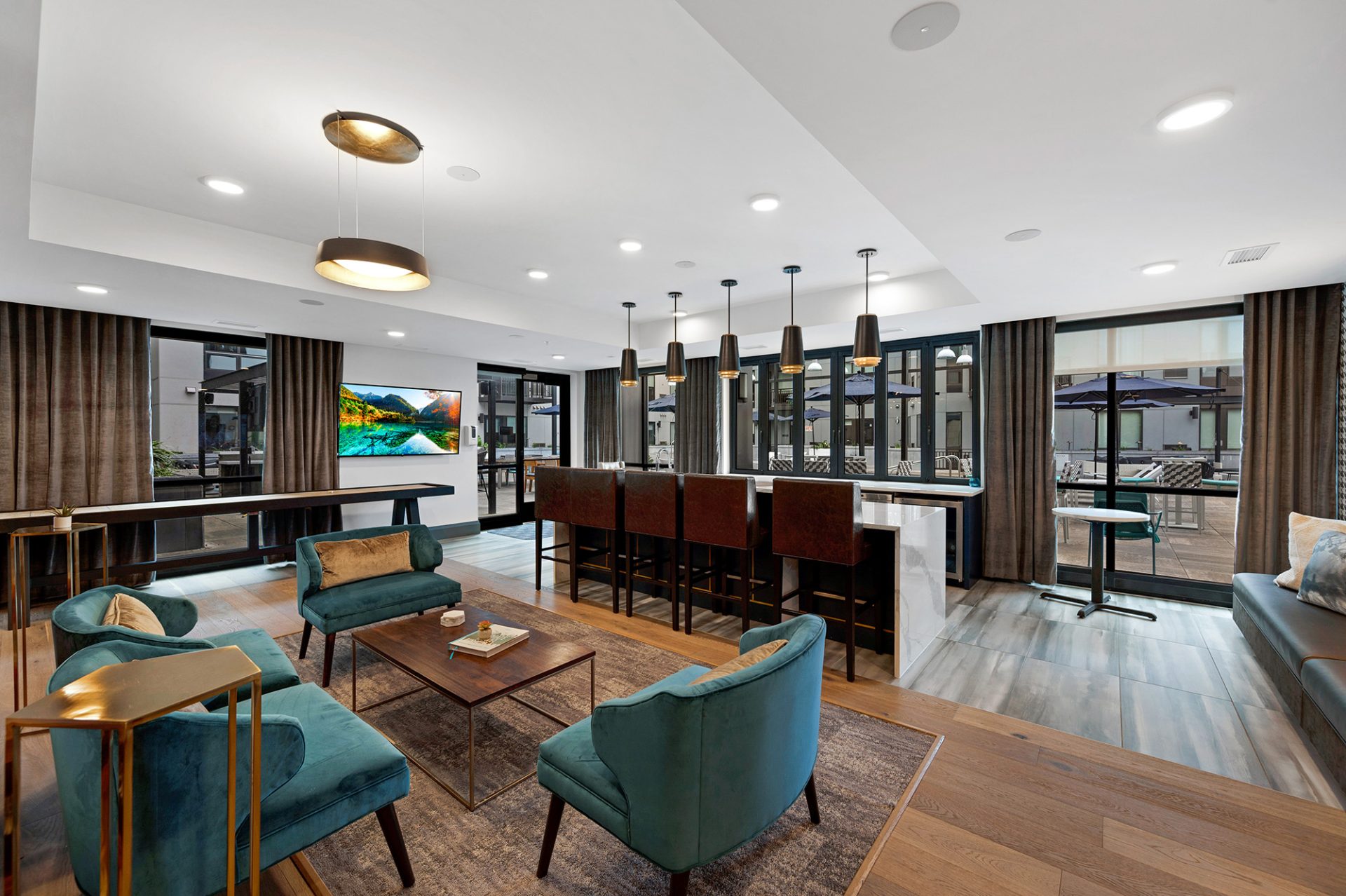 Luxury PetFriendly Apartments in Edina Avidor Edina