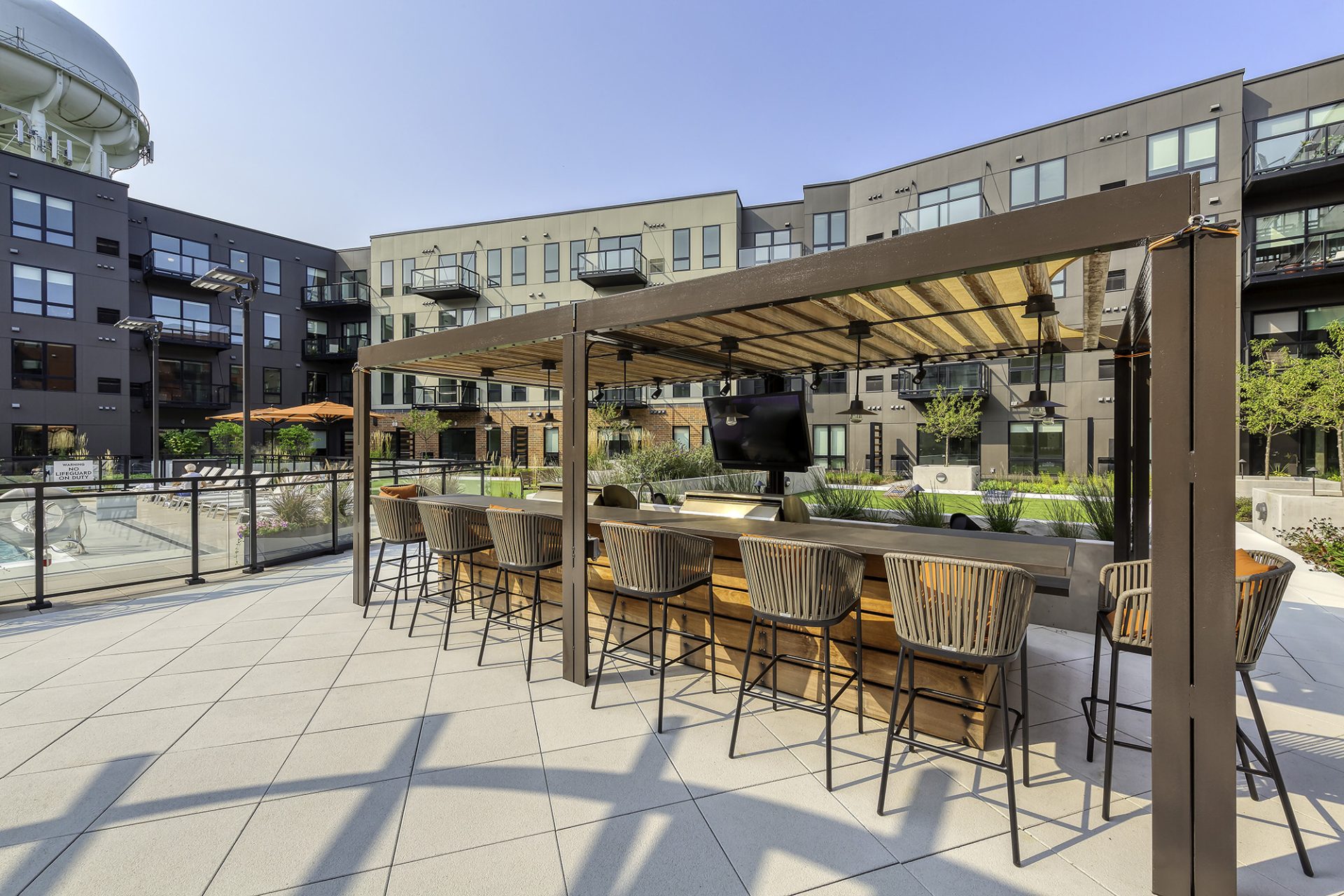 Residence Gallery 55+ Apartments in Glenview, MN Avidor